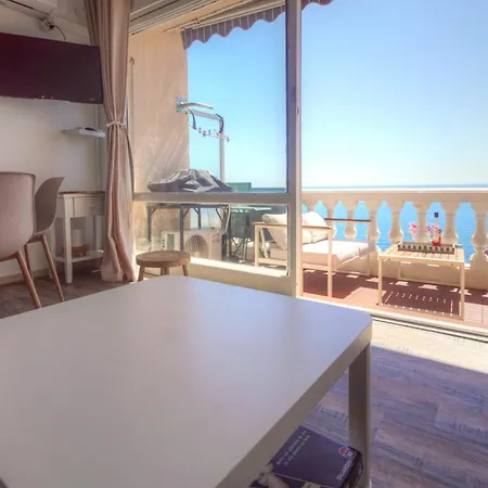 Azur Antheor - Vue D'exception Apartment Saint-Raphaël