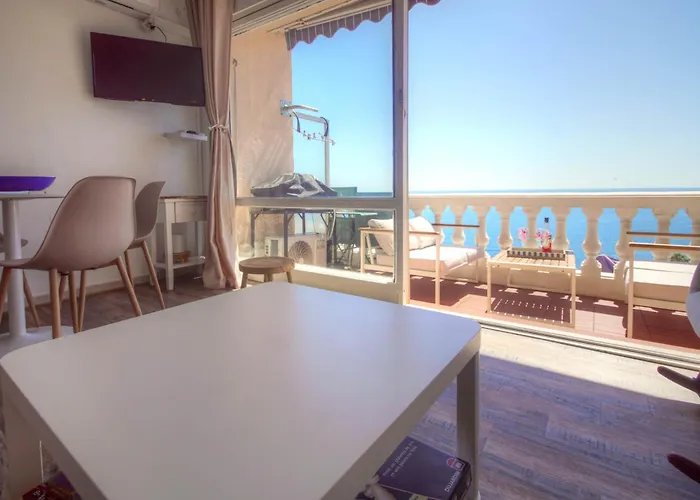 Azur Antheor - Vue D'exception Apartment Saint-Raphaël